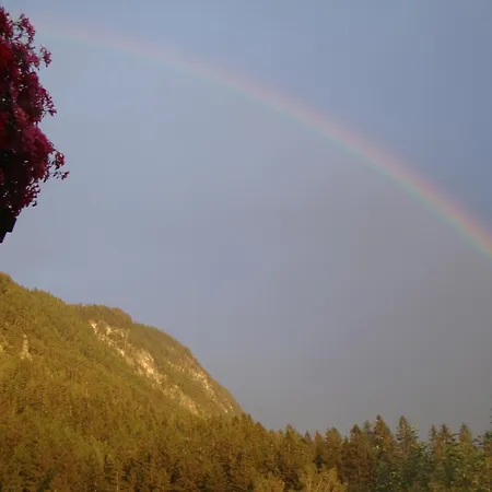 Haus Eder Burgi Vendégház *