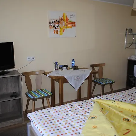 Vendégház Haus Eder Burgi *