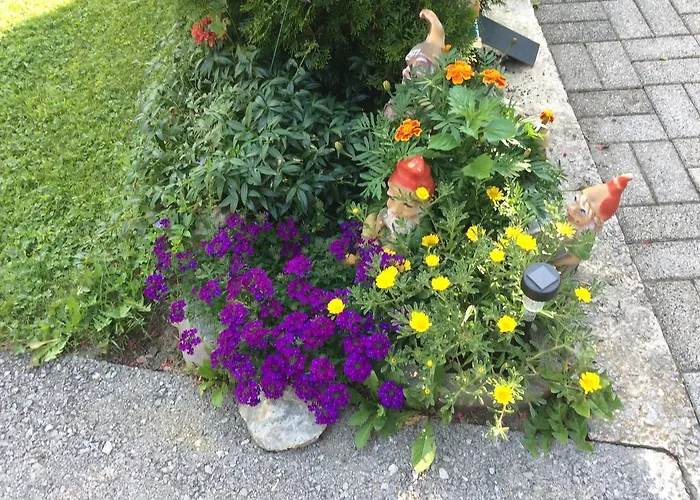 Haus Eder Burgi Vendégház *